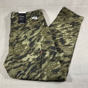 Levis Men's Slim Fit Camouflage Cargo Pants 36x32 NWT
